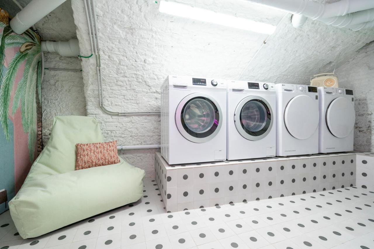 Shway - The Pink Pigeon Apartment Antwerpen Bagian luar foto